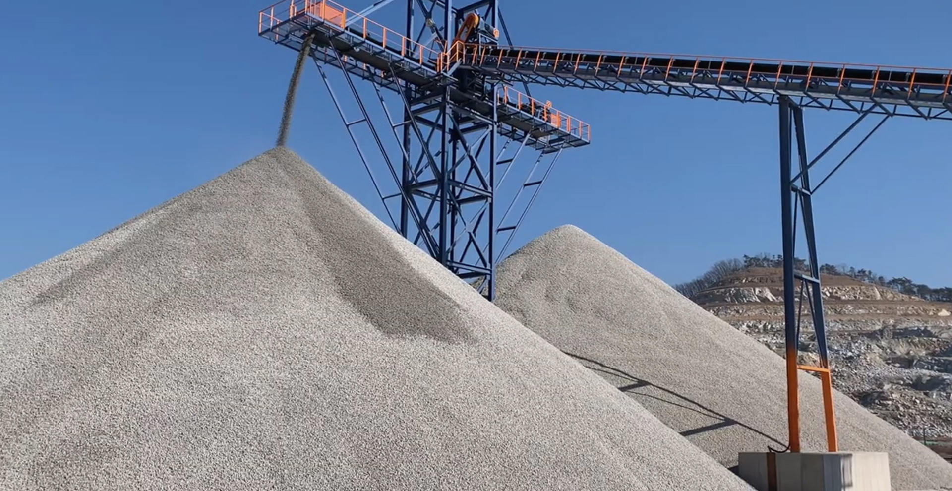 生產(chǎn)線現(xiàn)場圖